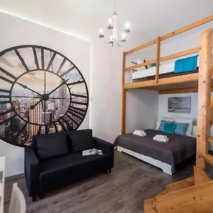 https://central-quiet-studio-bb-airport-connection.inbudapesthotels.com
